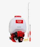 Quali dispositivi di protezione sono necessari quando si utilizzano gli attrezzi da giardino a benzina?