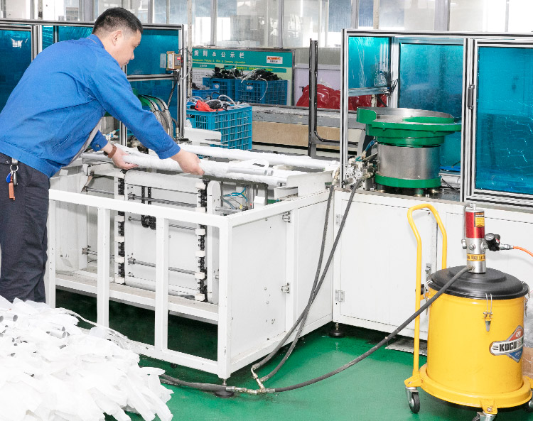 Linea di produzione di motori a benzina